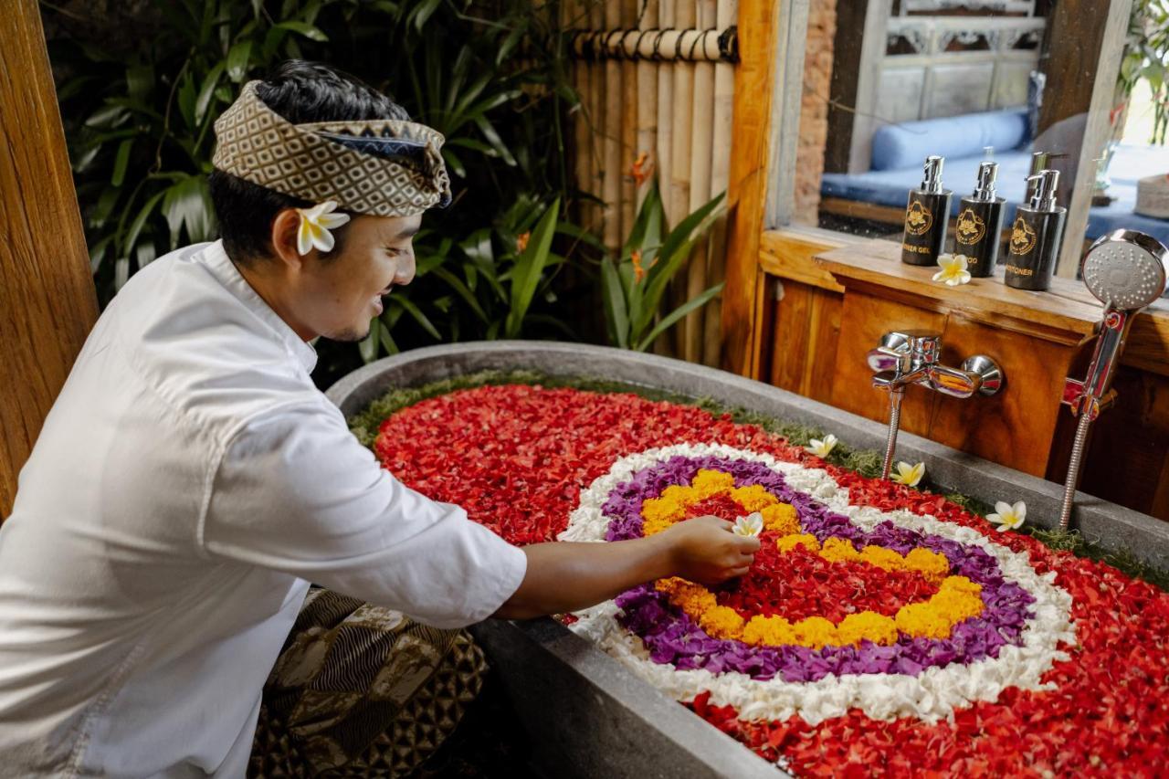 Airsania Ubud Antique Villas 외부 사진